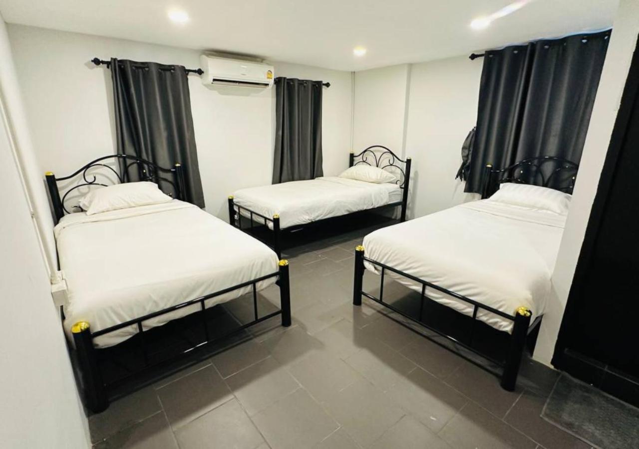 Adora Hostel Chiang Mai Dış mekan fotoğraf