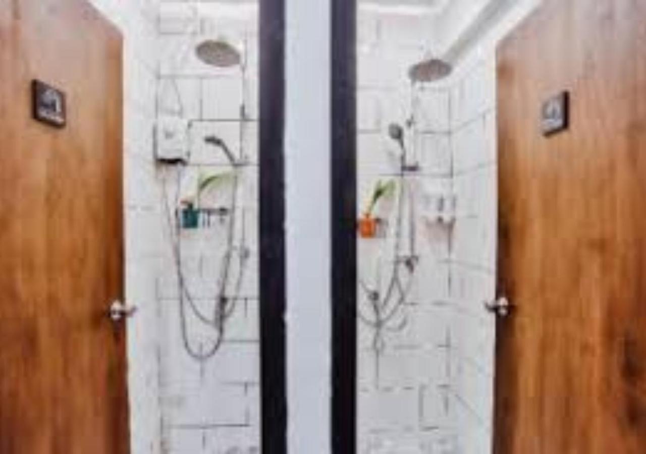Adora Hostel Chiang Mai Dış mekan fotoğraf